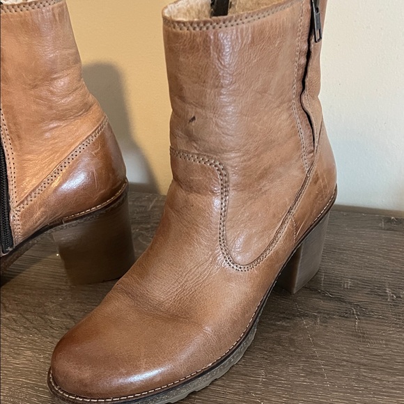 Hush Puppies Brown Leather Heeled Boots - Picture 12 of 12